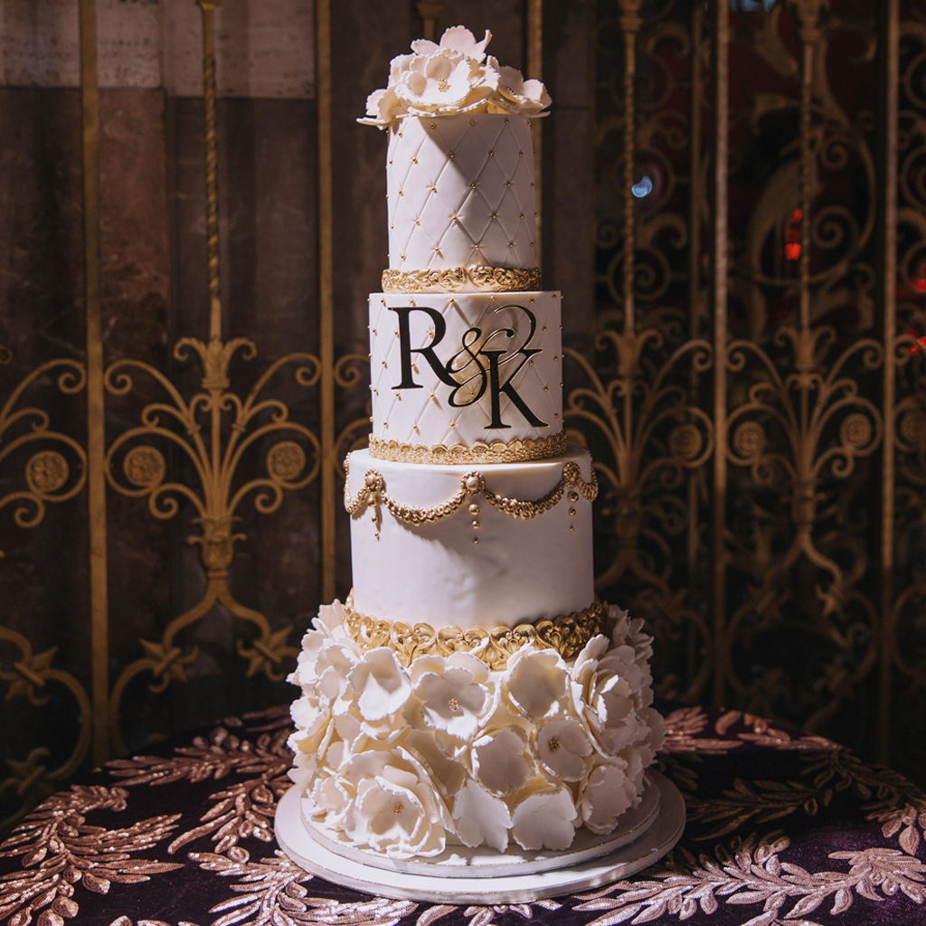 Royal Garden Grand Wedding Cake 2